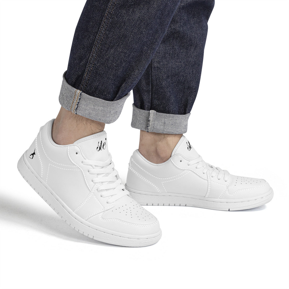 STE’ Low Top Skateboard Sneakers - White