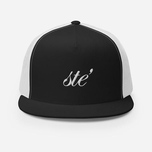 STE’ logo Trucker