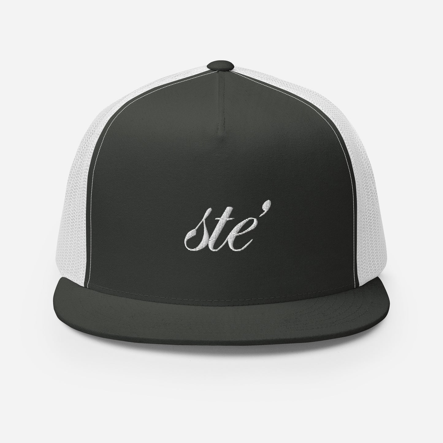 STE’ logo Trucker