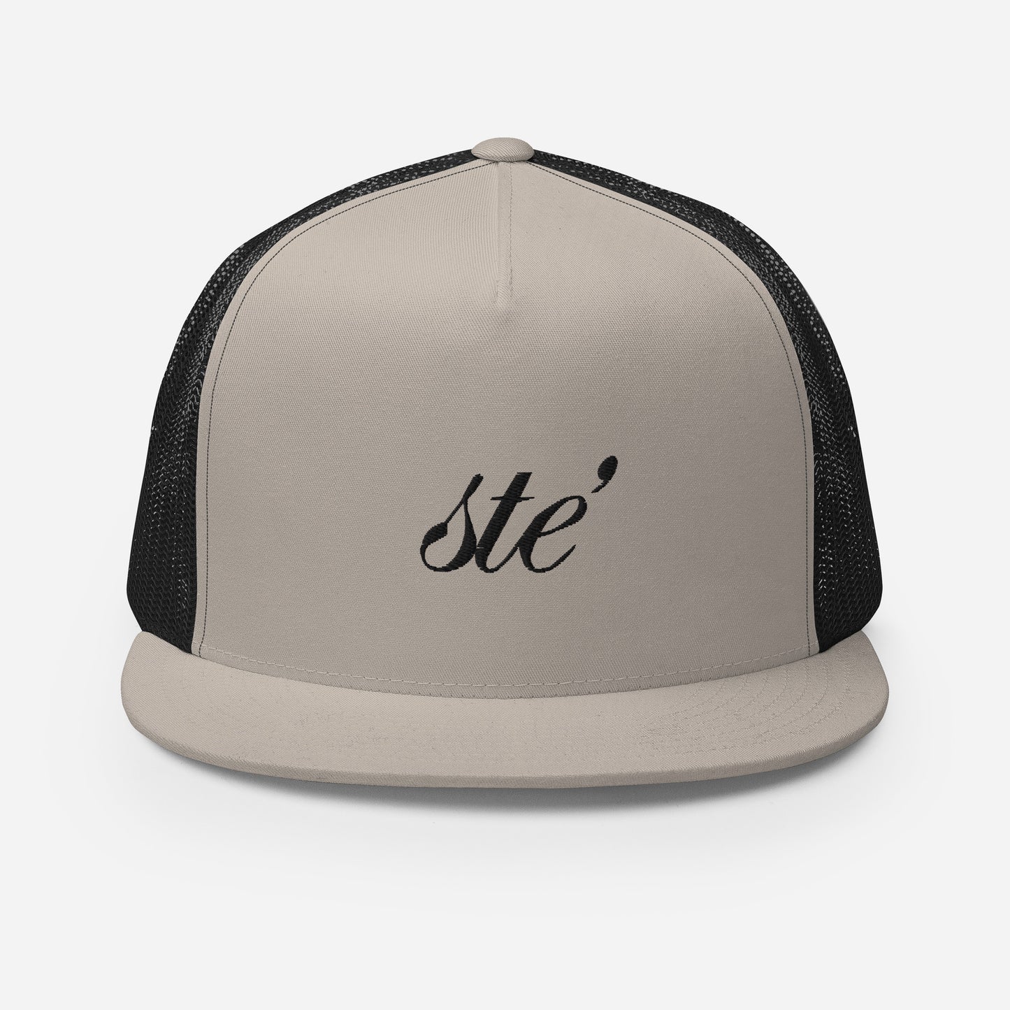 STE’ logo Trucker